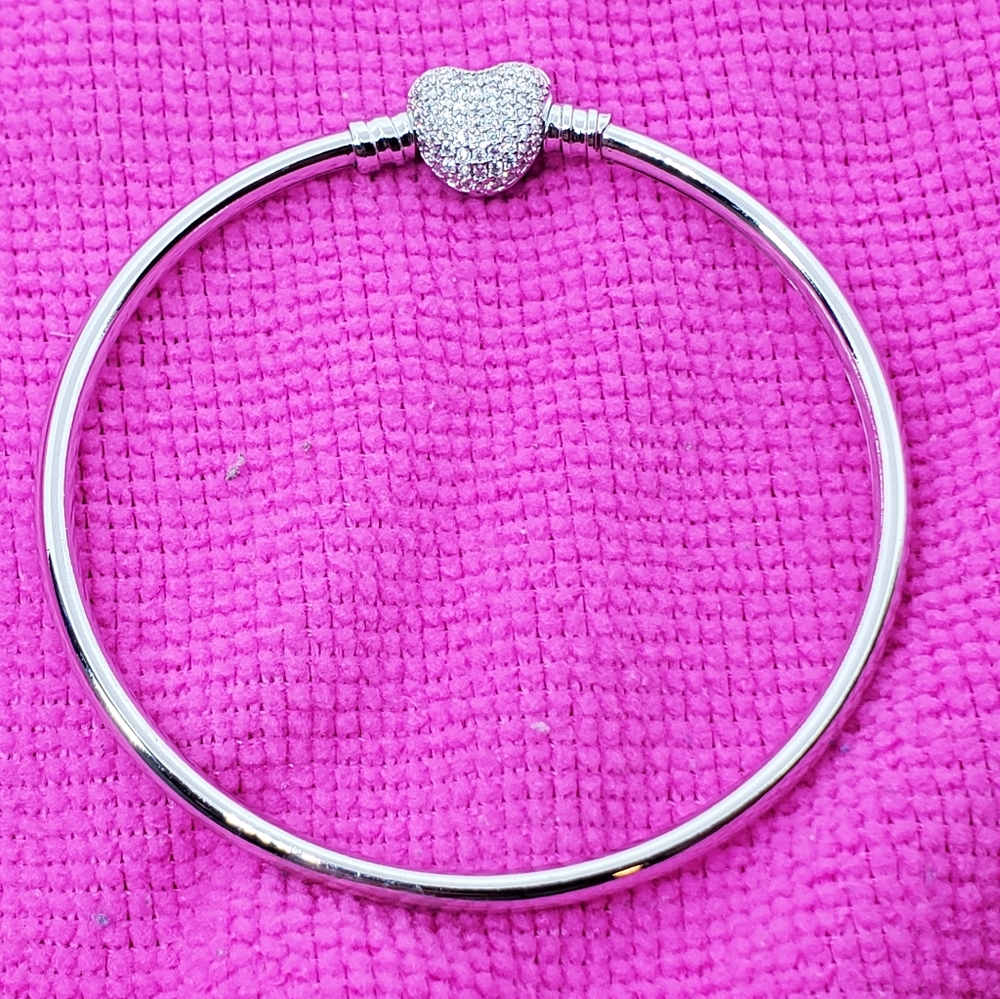 PANDORA HEART BANGLE BRACELET